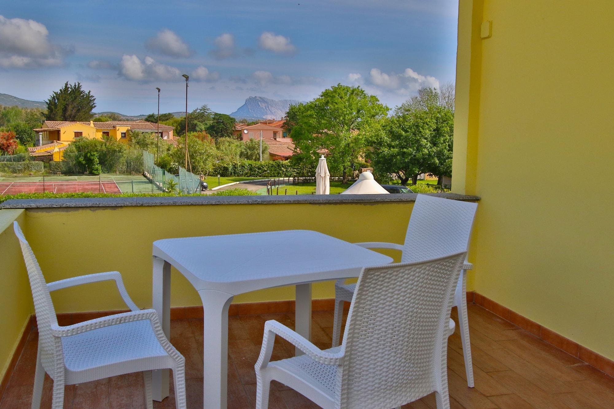 Hotel Le Mimose San Teodoro  Exterior foto
