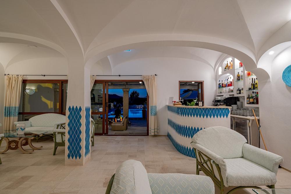 Hotel Le Mimose San Teodoro  Exterior foto